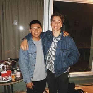 Meet your Posher, Samuel